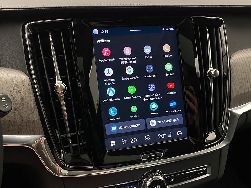 Volvo V90 CC B6 AWD BRIGHT PLUS AUT CZ - fotka 8 z 63
