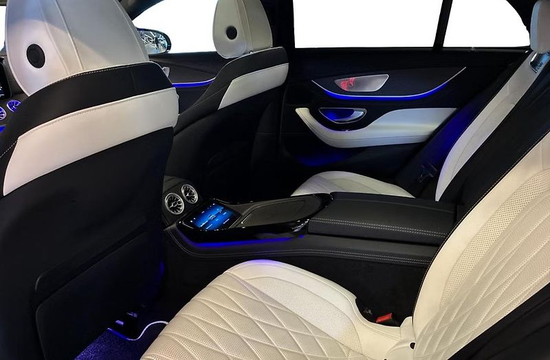 Mercedes-Benz AMG GT 4 63 SE Performance 360k HuD - fotka 15 z 24