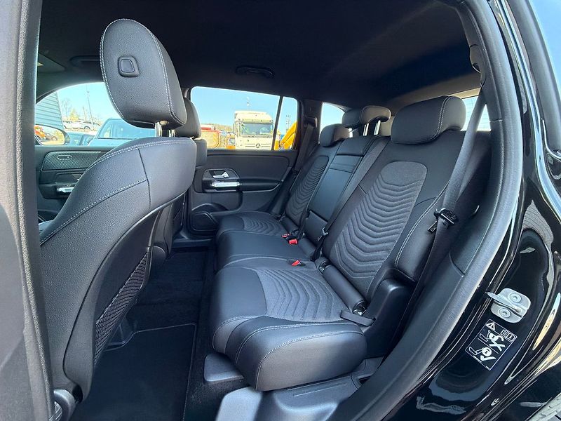 Mercedes-Benz GLB 200 d 4MATIC Progressive E - fotka 27 z 35
