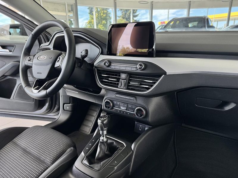 Ford Focus 1,5TDCi 88kW*Vyhř.Volant*Navi - fotka 14 z 33