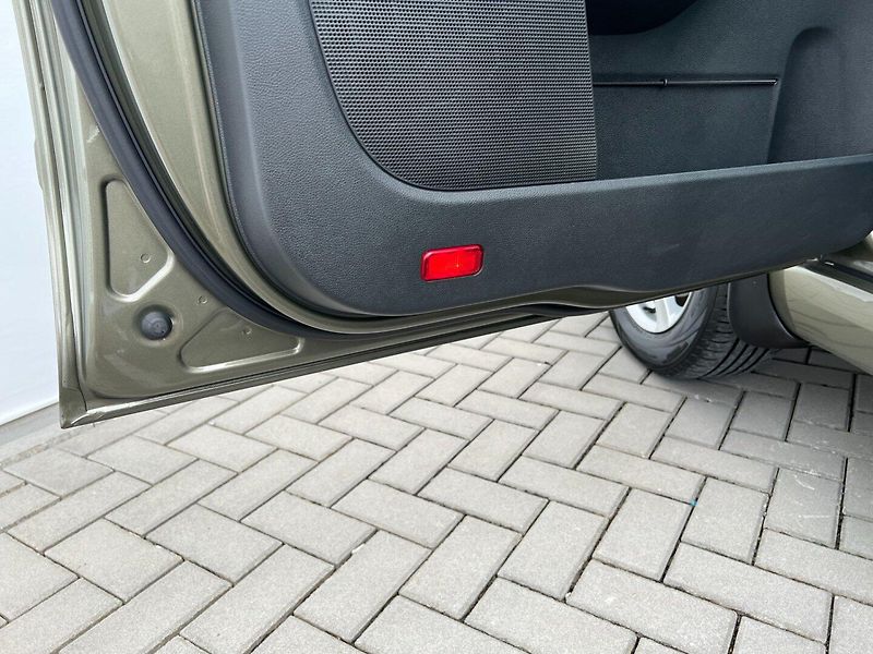Škoda Yeti (2016) 2.0TDi 110kW 4x4! tažné! Apps! - fotka 31 z 39
