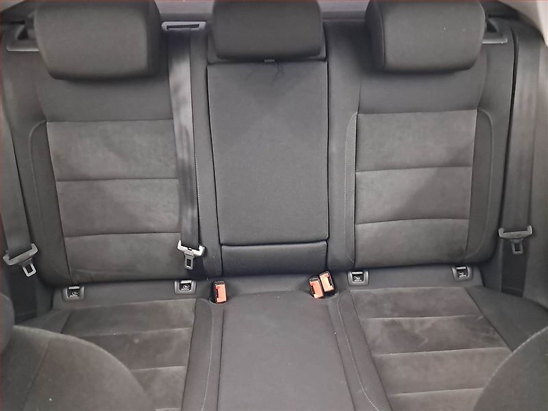 Volkswagen Golf (2009) 1.4 TSI, po STK, servisované - fotka 10 z 18
