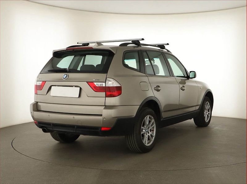BMW X3 (2009) xDrive20d, 4X4, Automat - fotka 5 z 14