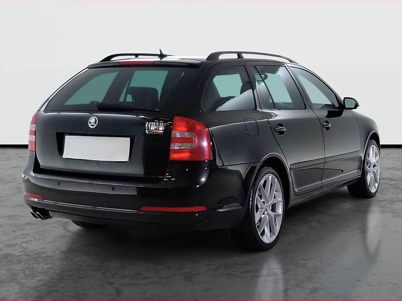 Škoda Octavia (2006) RS 2.0 TDI, Navi, Xenony - fotka 5 z 17
