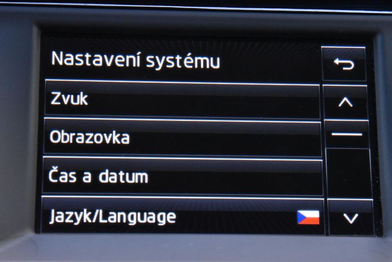 Škoda Fabia 1.0 TSi 6st 81 kW STYLE,DKLIMA - fotka 29 z 55