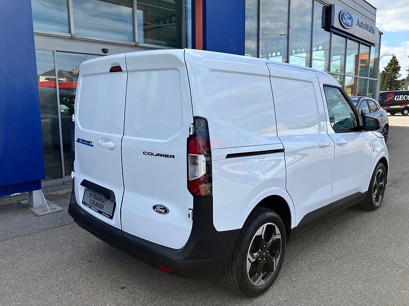 Ford Transit Courier (2025) VAN Limited L1, 43 kWh Elektro - fotka 3 z 34