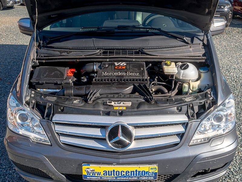 Mercedes-Benz Viano (2011) 3.0CDI 165KW NAVI – 8 SEDADEL - fotka 38 z 44
