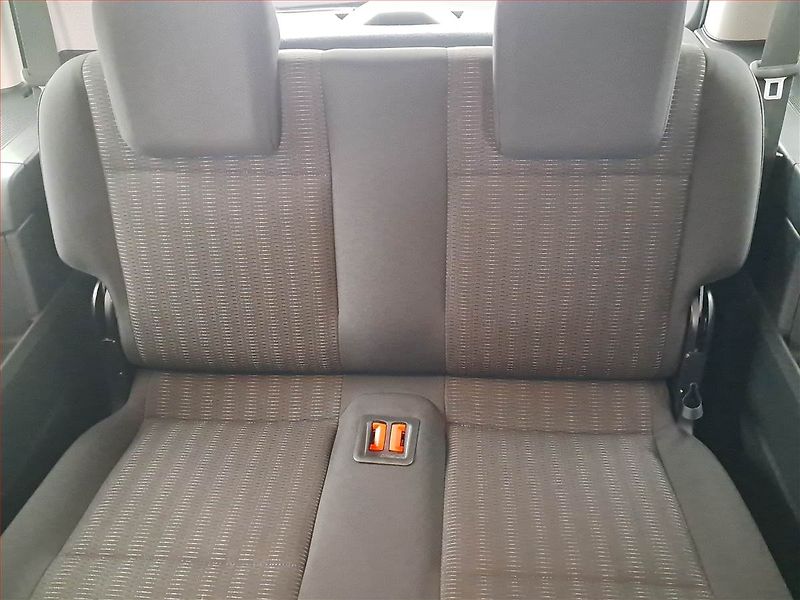 Volkswagen Caddy (2017) Maxi Comfortline 2.0 TDI - fotka 17 z 17