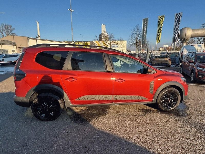 Dacia Jogger (2026) Extreme TCe 110 5 míst - fotka 6 z 24