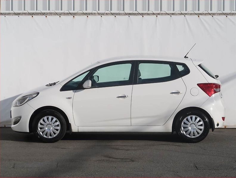 Hyundai ix20 (2014) 1.4 CVVT, LPG, ČR,1.maj - fotka 3 z 16