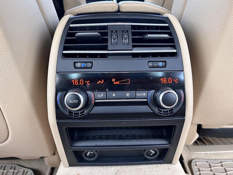 BMW Řada 7 740 LI,LONG,240KW,MINISTERSTVO - fotka 34 z 49