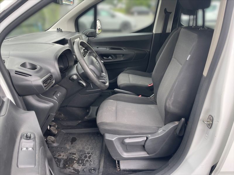 Citroën Berlingo 1,5 BHDi 100 Live Pack - fotka 7 z 11