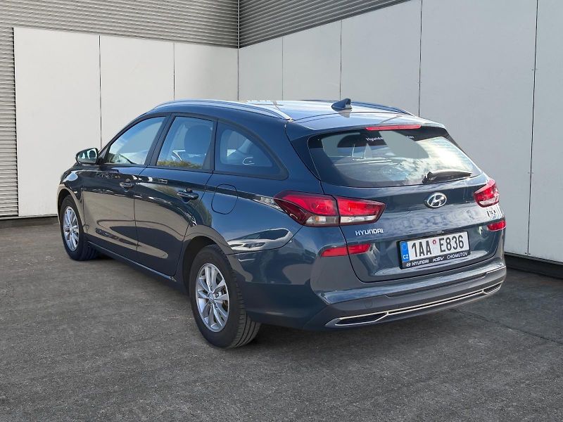 Hyundai i30 (2023) COMFORT 1.0TGDI 88kW CZ DPH - fotka 4 z 11