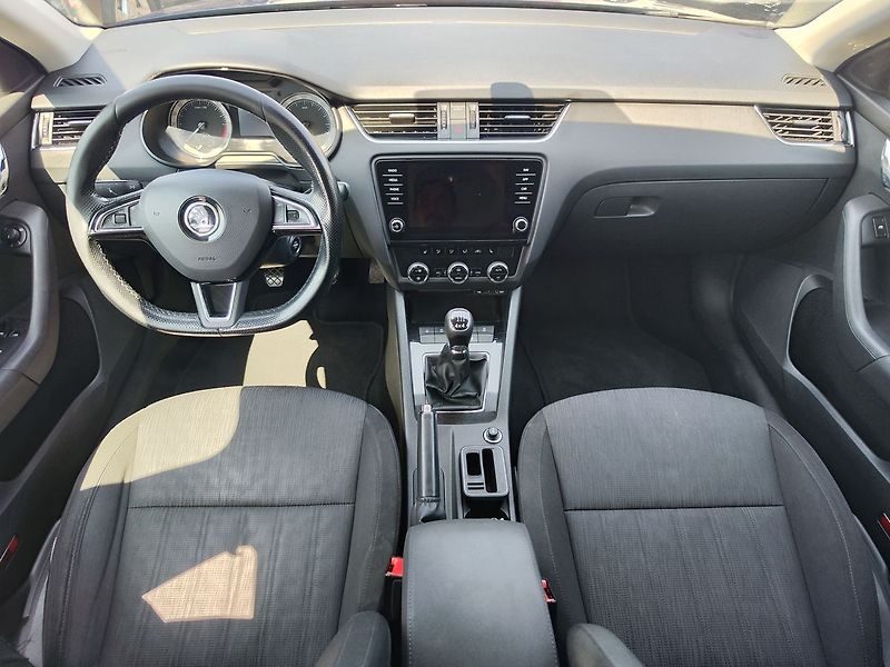 Škoda Octavia 2.0 TDI/110kW Style 4x4 - fotka 13 z 31