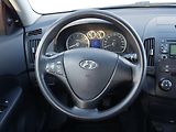 Hyundai i30 (2008) 1.6i, ČR, AC, tažné - náhled 13