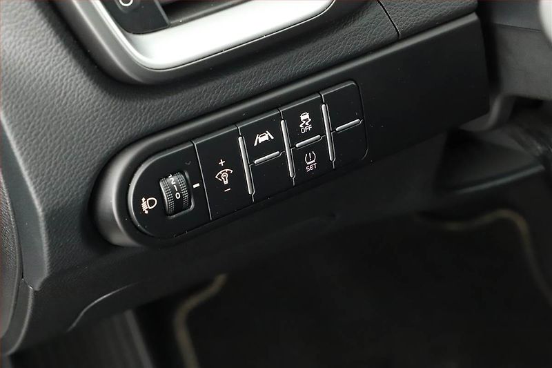 Kia Ceed (2025) Spin 1.5 T-GDI - fotka 13 z 15
