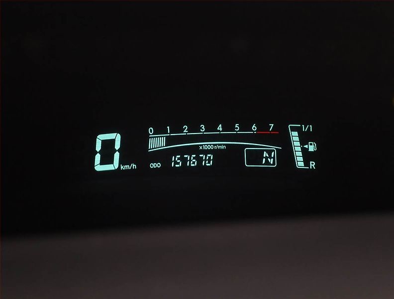 Toyota Yaris (2009) 1.33 Dual VVT-i, Automat - fotka 9 z 15
