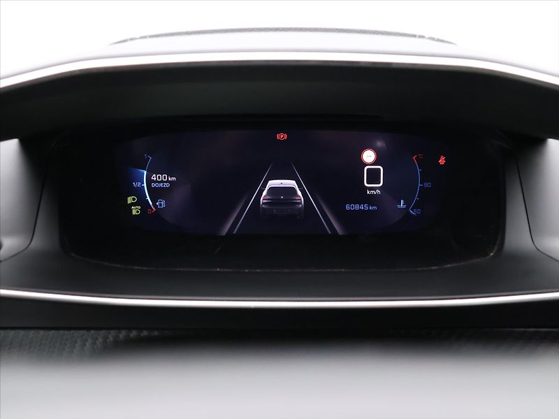 Peugeot 208 1,2 PureTech 74kW GT DPH - fotka 16 z 27