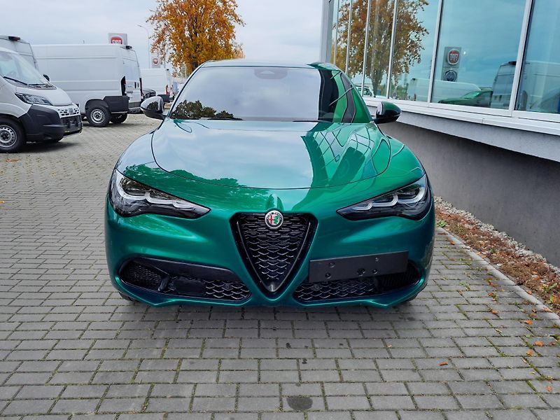 Alfa Romeo Stelvio (2026) Intensa  4x4 2,0 280PS - fotka 7 z 37