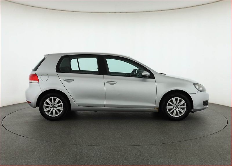 Volkswagen Golf (2010) 1.4 TSI, po STK, jezdí výborně - fotka 6 z 16