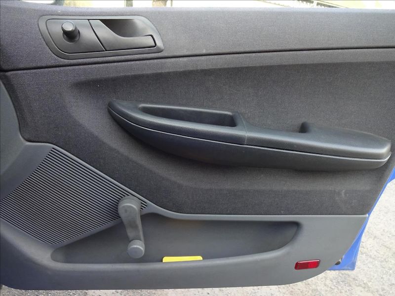 Škoda Fabia I 1,2 i40kW - fotka 30 z 42