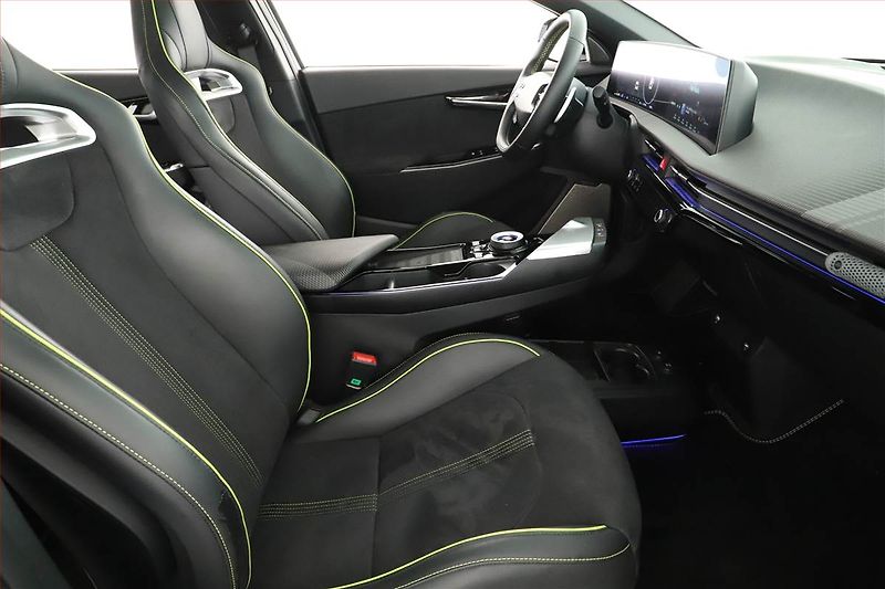 Kia EV6 (2023) GT AWD 77.4 kWh, SoH 99% - fotka 9 z 26