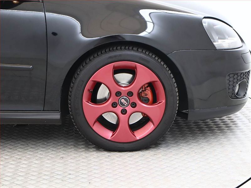 Volkswagen Golf (2006) 2.0 GTI - fotka 11 z 12