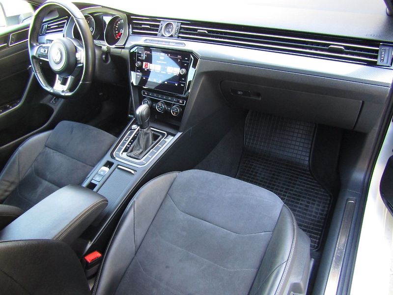 Volkswagen Arteon (2019) 2.0 TDI 140kW R-Line - fotka 14 z 44
