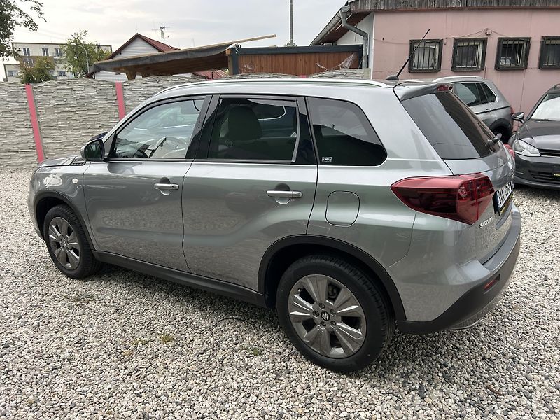 Suzuki Vitara (2022) 1.4 i 95 KW hybrid  - fotka 10 z 28