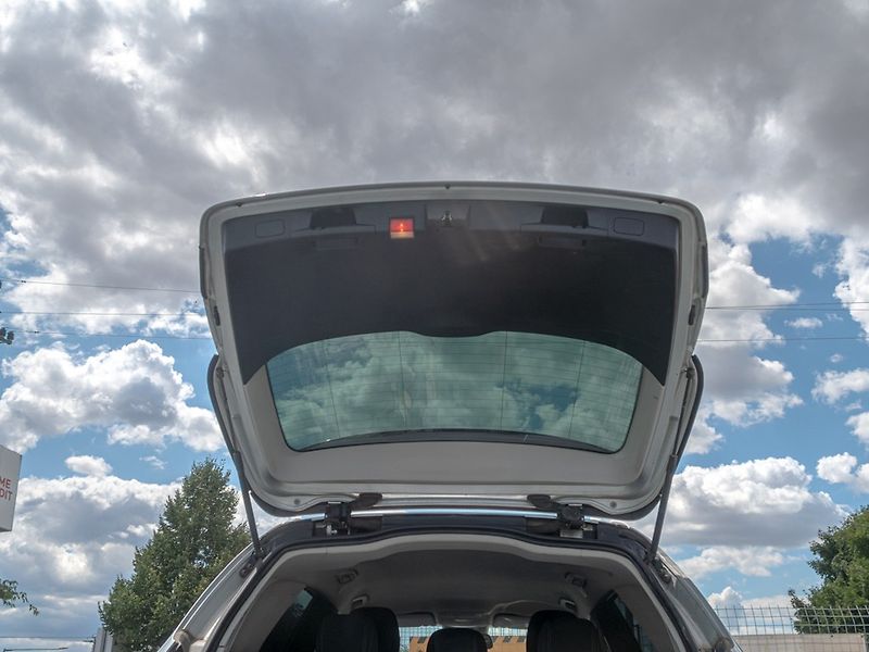 Mercedes-Benz Třídy C (2019) 220CDI LED – NAVIGACE - fotka 50 z 58