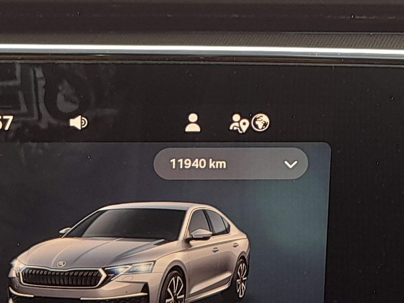 Škoda Octavia Selection 1.5 TSI 110kW 6MP - fotka 17 z 20