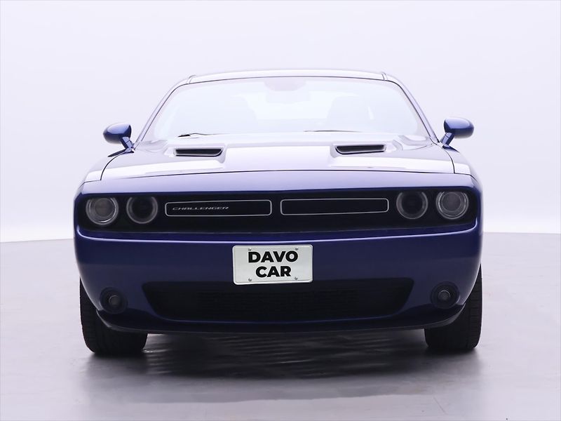 Dodge Challenger 3,6 V6 227kW Automat SXT - fotka 2 z 33
