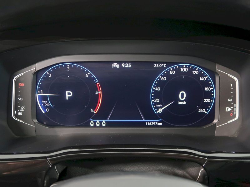 Volkswagen Touran (2023) HIGHLINE 2.0TDI DSG - fotka 18 z 37