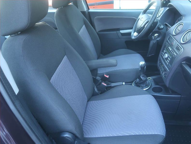 Ford Fusion (2010) 1.4, Serv.kniha, Tažné - fotka 9 z 14