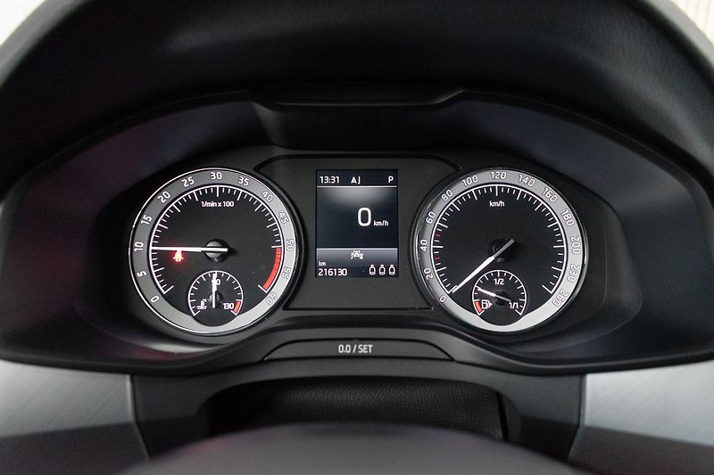 Škoda Kodiaq 2.0 TDI DSG*KAMERA*ACC*DPH*PO - fotka 18 z 37