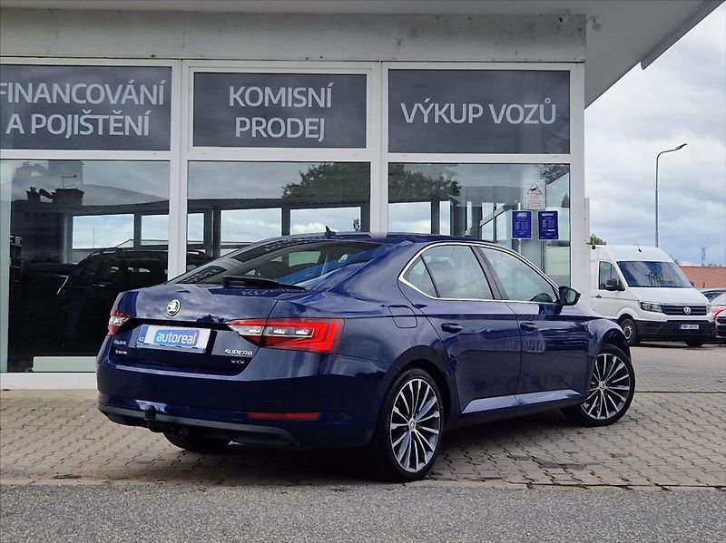 Škoda Superb 2,0 TDI 4x4 WEBASTO KAMERA TAŽ - fotka 5 z 41