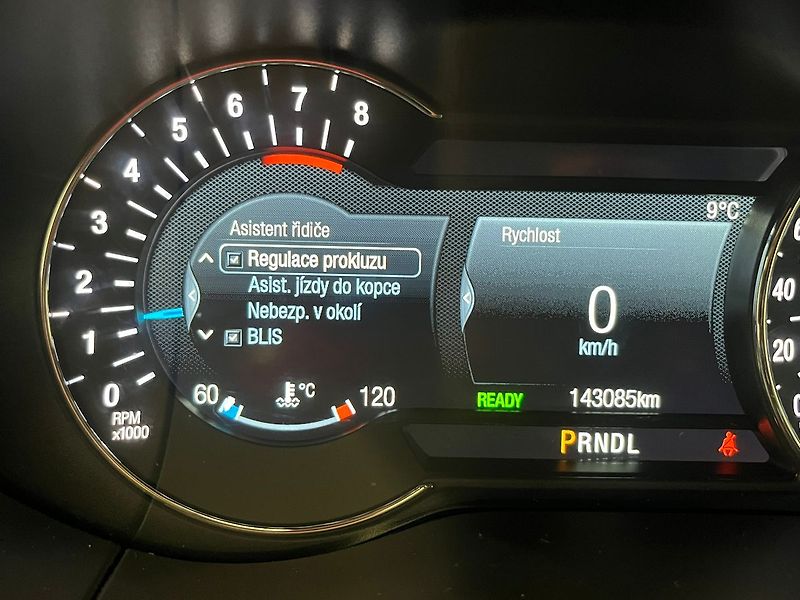 Ford S-MAX 2.5 HEV ST-Line 7 míst - fotka 52 z 65