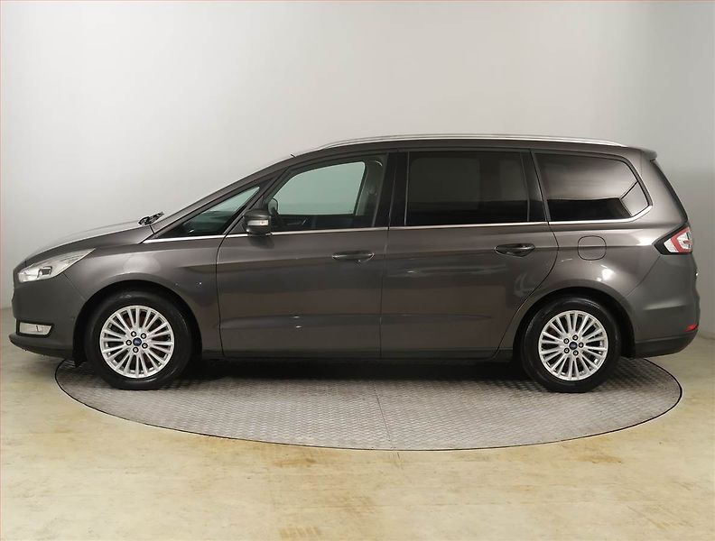 Ford Galaxy (2016) 2.0 TDCi, 4X4, 7 míst - fotka 3 z 30