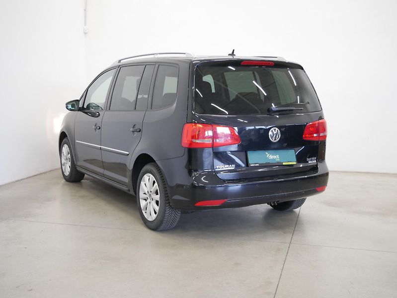 Volkswagen Touran - fotka 4 z 6