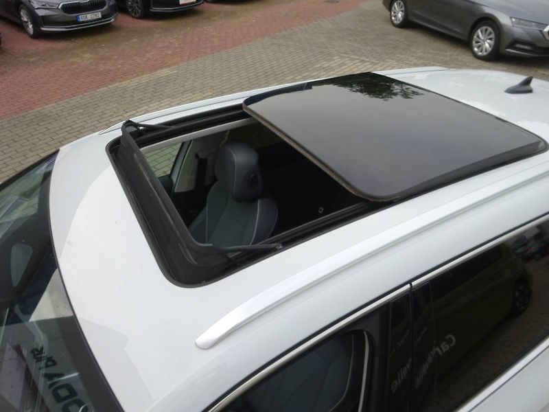 Volkswagen Passat (2024) 2,0 TDi/ 110kW DSG  Business - fotka 26 z 29