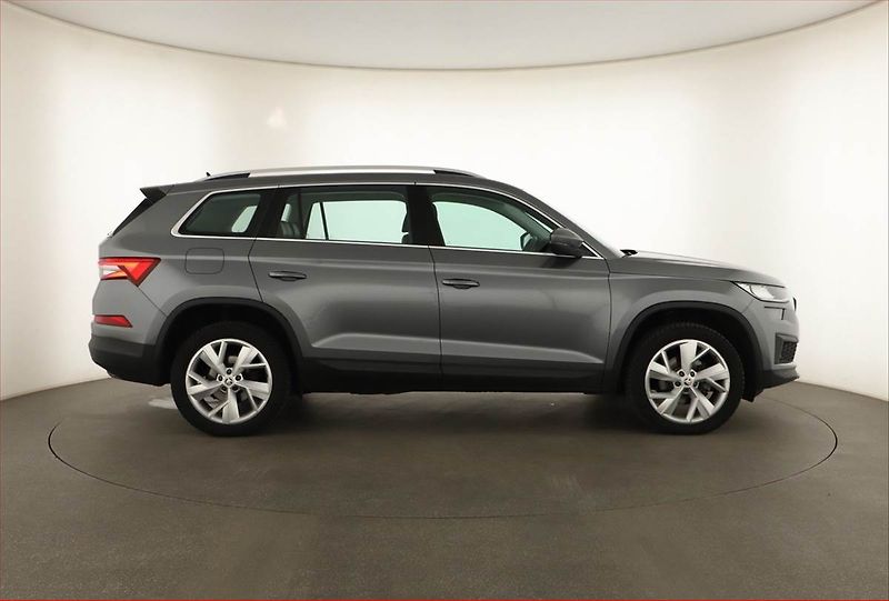 Škoda Kodiaq (2022) 1.5 TSI - fotka 6 z 15