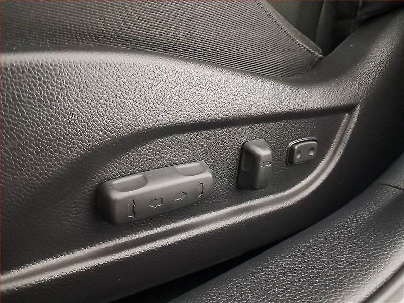 Hyundai i40 (2018) 1.7 CRDi, ČR,1.maj, Navi - fotka 16 z 19
