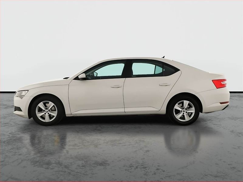 Škoda Superb (2017) 1.4 TSI, Tempomat - fotka 3 z 11