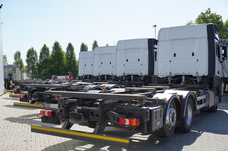 Mercedes-Benz Actros (2018) 2540 6×2/ 90 tho.km!/ 5-seater - fotka 3 z 24