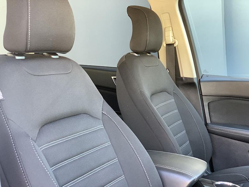 Ford Galaxy 2.0TDCi AUTOMAT  7MÍST  TAŽNÉ - fotka 40 z 54