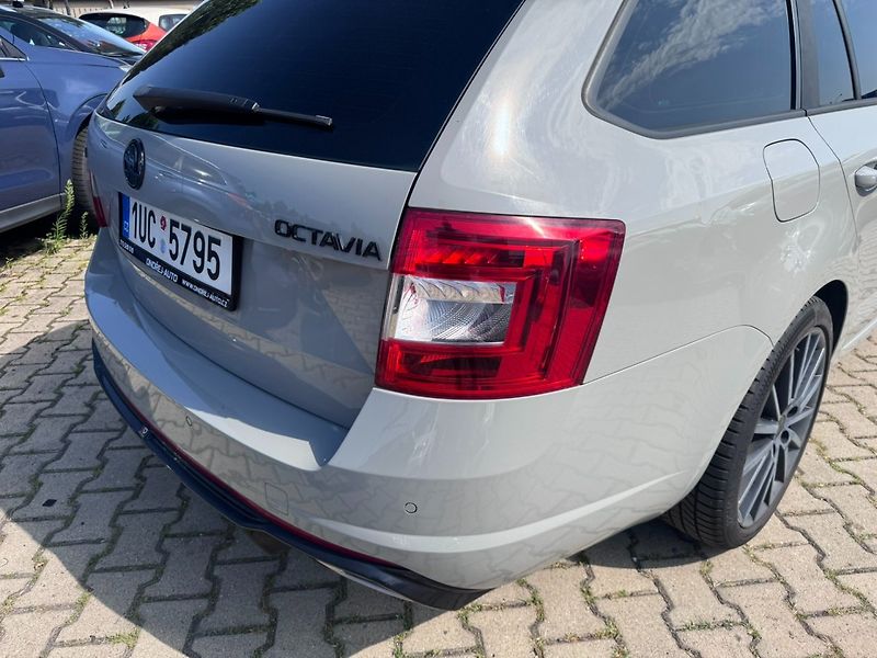 Škoda Octavia (2013) RS 2,0 TDI 135 KW DSG - fotka 12 z 47