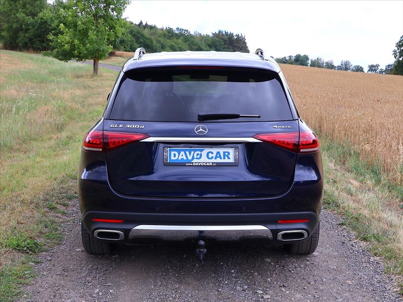 Mercedes-Benz GLE 2,0 300d 200kW Aut. 4M. CZ DPH - fotka 6 z 34