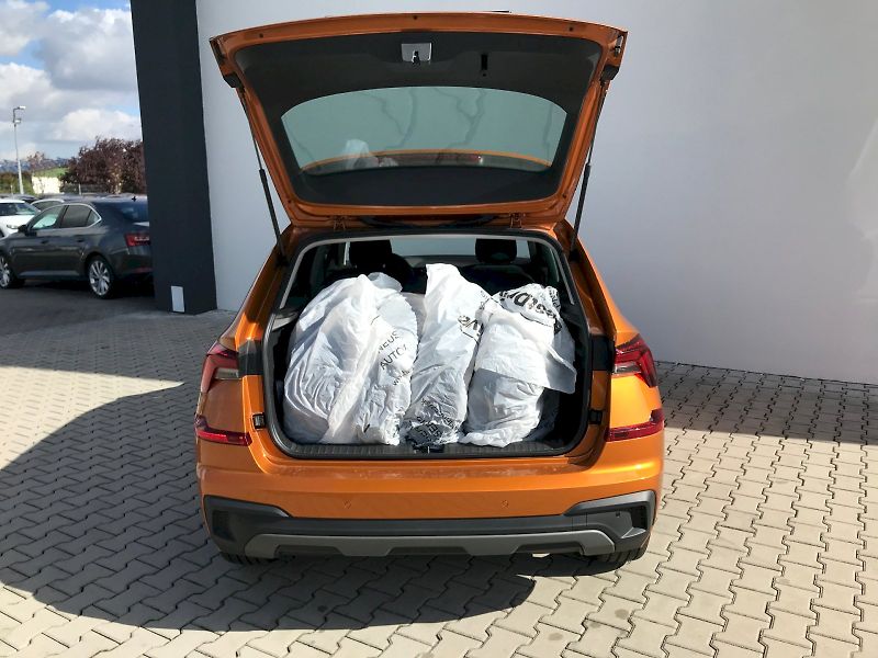 Škoda Kamiq (2025) SELEC TSI 85/1.0 A7F - fotka 9 z 25