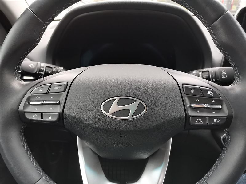 Hyundai i30 1,5 TGDI WG STYLE SAFETY - fotka 13 z 17