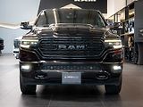 Dodge RAM (2022) 5.7 Limited Night Edition 22 - náhled 8